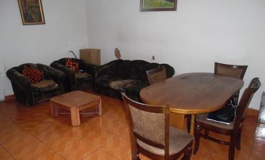 Vendo casa para uso habitacional o comercial en pleno barrio Franklin