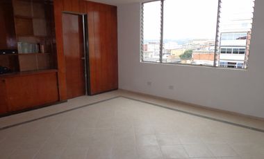 COD. 5831 - SE VENDE OFICINA - BARRIO: CENTRO