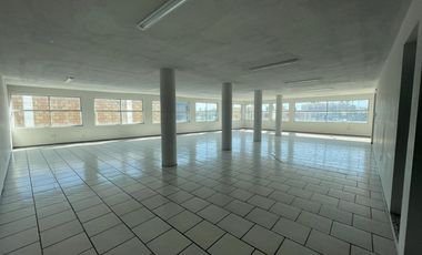 RENTA EDIFICIO PARA OFICINAS LA QUEMADA antes de crucero a Quiroga