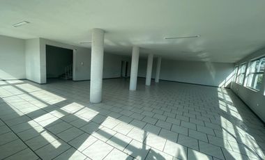 RENTA EDIFICIO PARA OFICINAS LA QUEMADA antes de crucero a Quiroga