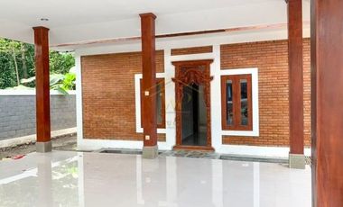 DIJUAL RUMAH JOGLO ARTISTIK DI PRAMBANAN DEKAT EXIT TOL MANISRENGGO