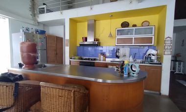 casa en venta en barrio blanco. Cod V11145