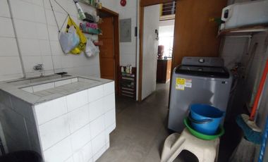 casa en venta en barrio blanco. Cod V11145
