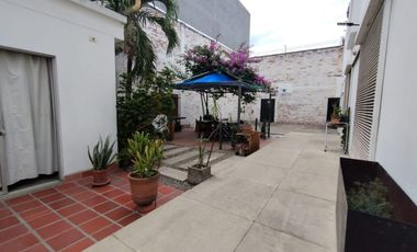 casa en venta en barrio blanco. Cod V11145