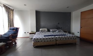 casa en venta en barrio blanco. Cod V11145