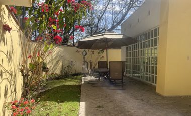 Casa en Venta en Arboledas junto al club de golf