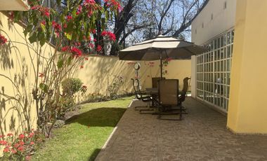 Casa en Venta en Arboledas junto al club de golf
