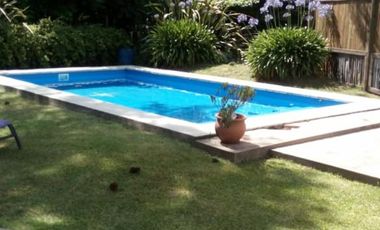 Casa Americana de Estilo en VENTA en Barrio Cerrado Parque Las Naciones.