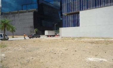 NEGOCIE TERRENO DE 1207 M2 EN SANTA MARA DISTRICT