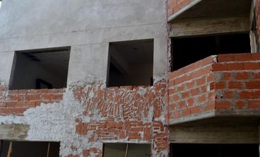 Departamento a la venta en pozo centro de Moreno 54m2
