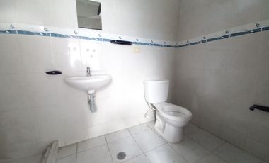 casa en arriendo en las americas. Cod A13367