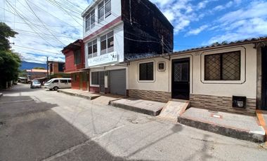 casa en arriendo en las americas. Cod A13367