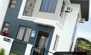 UNNA CORNER LOT SINGLE DETACHED PHIRST PARK TANZA CAVITE