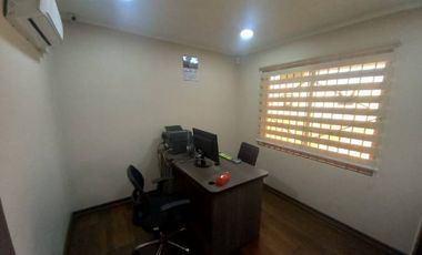 Arriendo excelente oficina comercial en sector Libertad Oriente