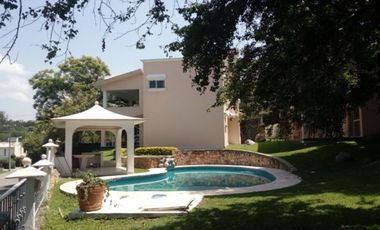 Casa en Venta  Morelos. Club de Golf Santa Fe. Hermosa casa con vista al campo de golf
