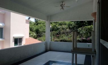 Casa en Venta  Morelos. Club de Golf Santa Fe. Hermosa casa con vista al campo de golf