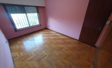 Casa PH en venta en Villa Luzuriaga