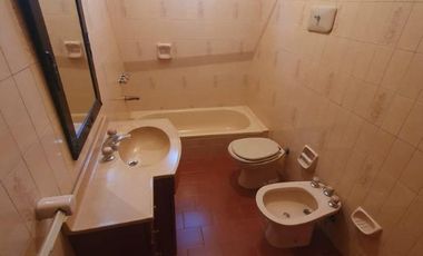 Casa PH en venta en Villa Luzuriaga