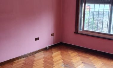Casa PH en venta en Villa Luzuriaga