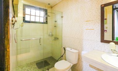 Rumah Klasik di Cinere Gandul akses ke Puri Cinere Pangkalan Jati