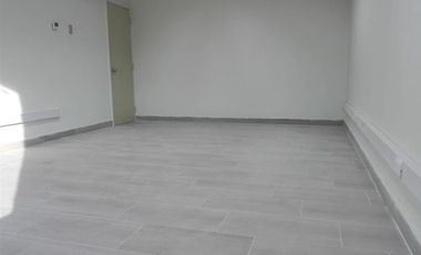 Oficina en Arriendo en Edificio Santiago 2000/ Calle Huerfanos