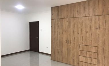 Departamento de alquiler en la Cdla Las Garzas, 3 dormitorios.