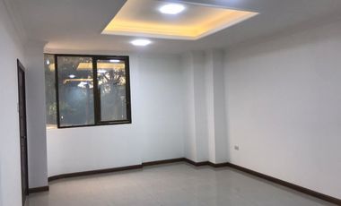 Departamento de alquiler en la Cdla Las Garzas, 3 dormitorios.