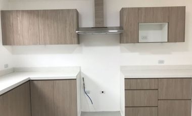 Departamento de alquiler en la Cdla Las Garzas, 3 dormitorios.