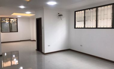 Departamento de alquiler en la Cdla Las Garzas, 3 dormitorios.