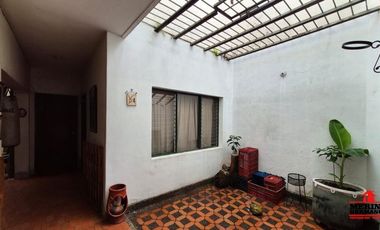 casa en venta en la castellana. Cod V6520