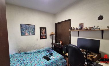 casa en venta en la castellana. Cod V6520