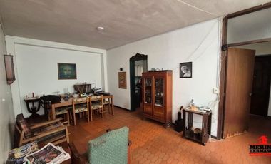 casa en venta en la castellana. Cod V6520