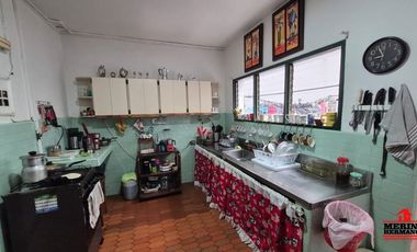 casa en venta en la castellana. Cod V6520