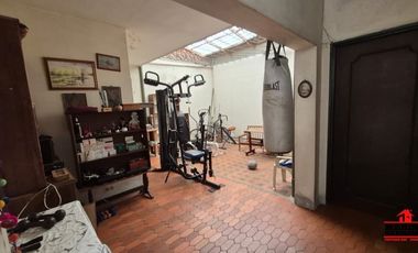 casa en venta en la castellana. Cod V6520