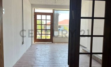 LOCAL EN ARRIENDO CON GRAN UBICACIÓN, CENTRO DE PUCÓN