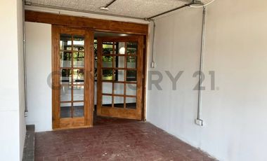 LOCAL EN ARRIENDO CON GRAN UBICACIÓN, CENTRO DE PUCÓN