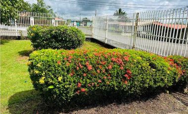 VENDO CASA DE SEGUNDA BIEN UBICADA EN DAVID