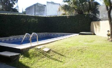 Casa  en Venta Haedo / Moron (A001 1920)