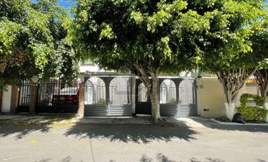 Casa en Venta en Plazas del Sol, Querétaro, cerca de Central de Abastos y Estadio Corregidora