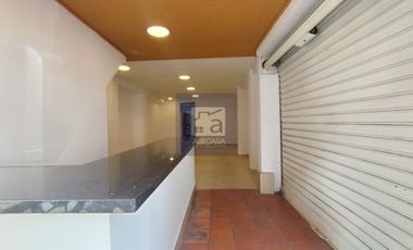 COD. 4973 - SE ARRIENDA LOCAL - BARRIO: CASCO URBANO