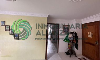 apartamento en venta en la aurora. Cod V61798