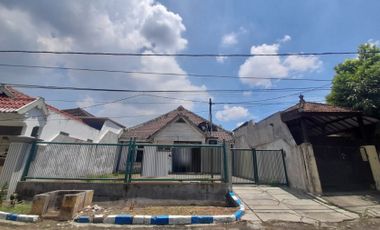 Rumah Hitung Tanah Dijual Darmo Permai Timur Surabaya KT