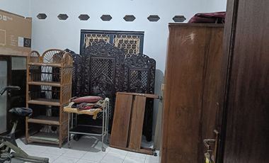 Rumah Disewakan di Bukit Duri Tebet Jaksel