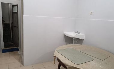 Rumah Disewakan di Bukit Duri Tebet Jaksel