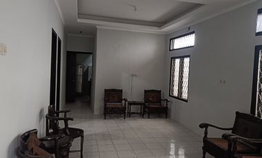 Rumah Disewakan di Bukit Duri Tebet Jaksel
