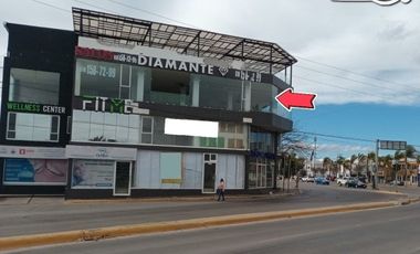 Renta piso 2 amplio local comercial o para oficinas