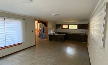 Casa en Venta en condominio Vista Quelhue