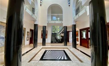 SE VENDE LUJOSA CASA EN COSTA DEL ESTE- $2,800,000