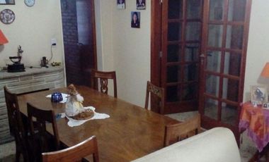 Casa en venta en Temperley Este