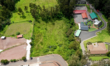 Vendo Terreno de 5700 m2 en el Valle de Los Chillos